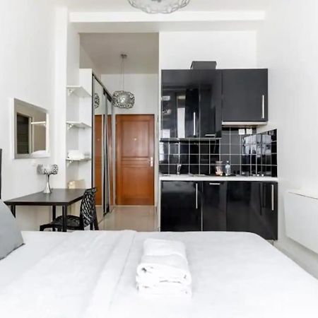 Canal St Martin : Charming Cosy Studio Parigi Esterno foto